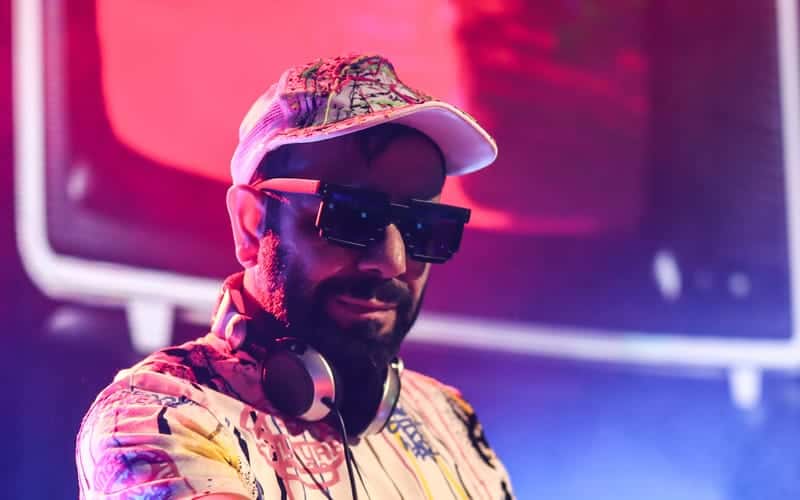 Dj Hakan Küfündür ile 90’lar 2000’ler White Party — Alsancak Tarihi Havagazı Fabrikası, İzmir etkinlik görseli