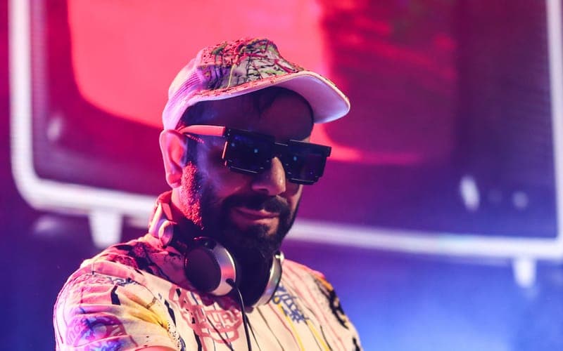 Dj Hakan Küfündür ile 90’lar 2000’ler White Party — Alsancak Tarihi Havagazı Fabrikası, İzmir etkinlik görseli